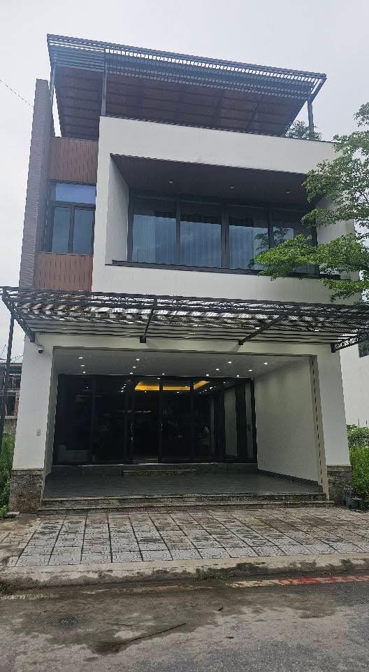 Nhà khu đấu giá Nú9, Phố Hiến, 150m² giá 13.85 tỷ - Sẵn sàng giao dịch chính chủ!