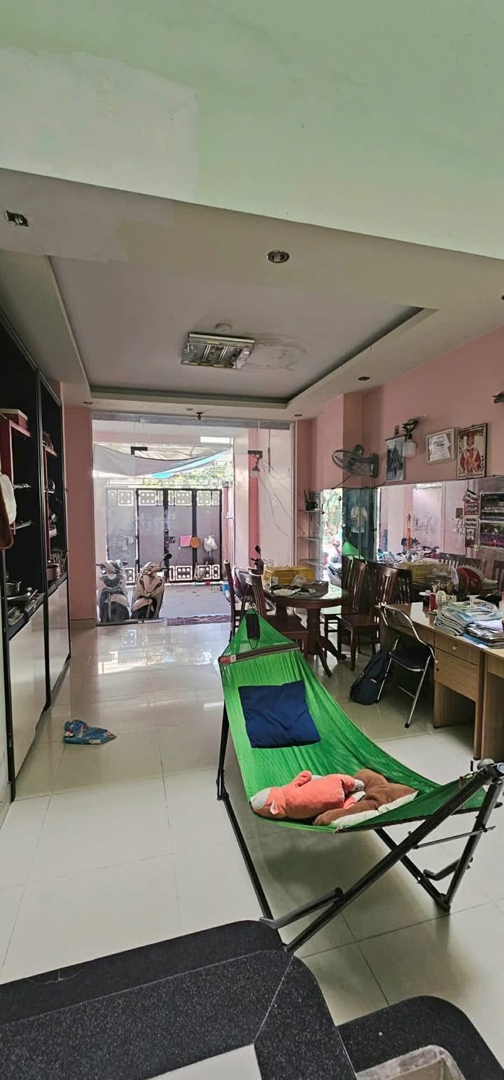 Mặt tiền kinh doanh Thủ Đức 108m² giá 16 tỷ - Phù hợp văn phòng, spa, CHDV!