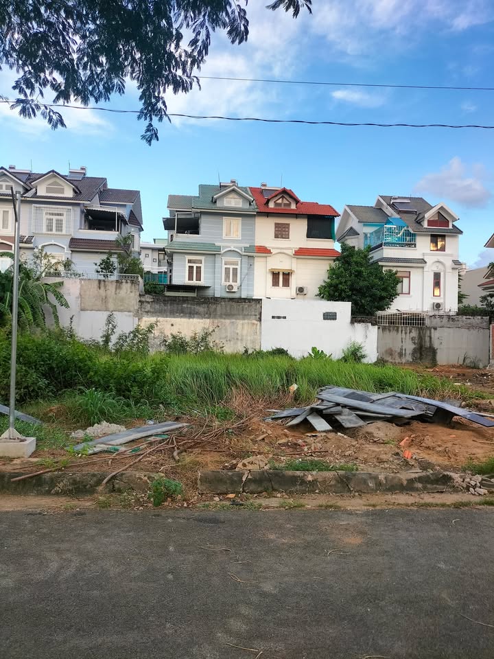 Đất nền KDC Khang Điền Phước Long B Q9 200m² giá 17 tỷ - Phong thủy tốt, vị trí đắc địa!