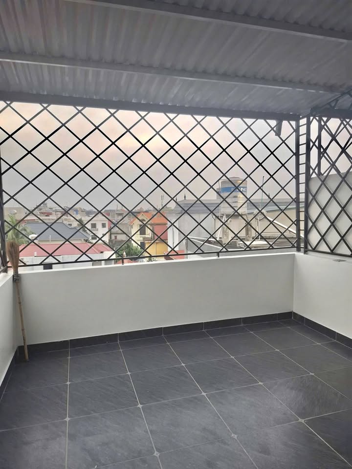 Nhà độc lập xây mới Phương Lưu - Ngô Quyền 43m² giá 3.25 tỷ - Ô tô tránh nhau chỉ vài bước!