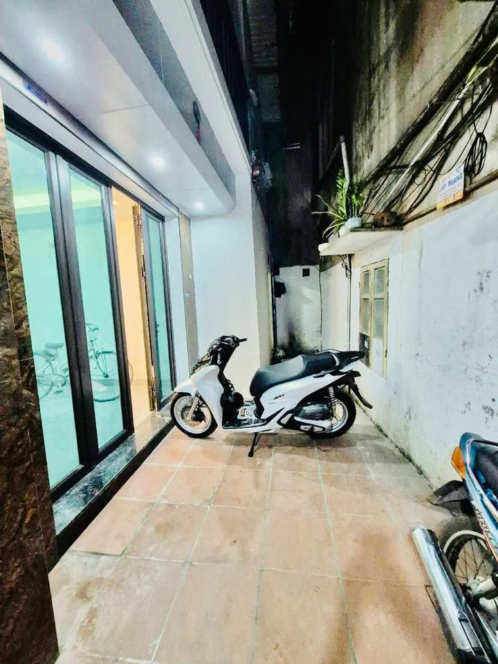 Nhà đẹp 22m² tại Trung Phụng, Đống Đa - Giá 4.75 tỷ, sẵn sàng ở ngay!