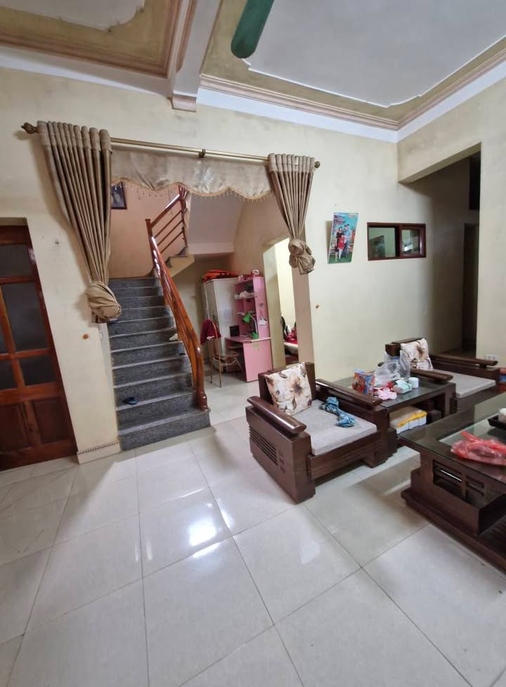 Nhà 2 tầng tại Đồng Bẩm, Thái Nguyên 146.7m² giá 2.65 tỷ - Gần trung tâm thành phố!