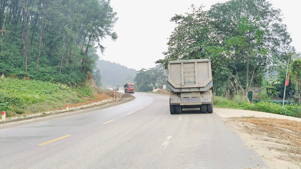 Đất nền Hòa Sơn, Đô Lương 1150m² giá 6 tỷ - Tiềm năng đầu tư lớn!