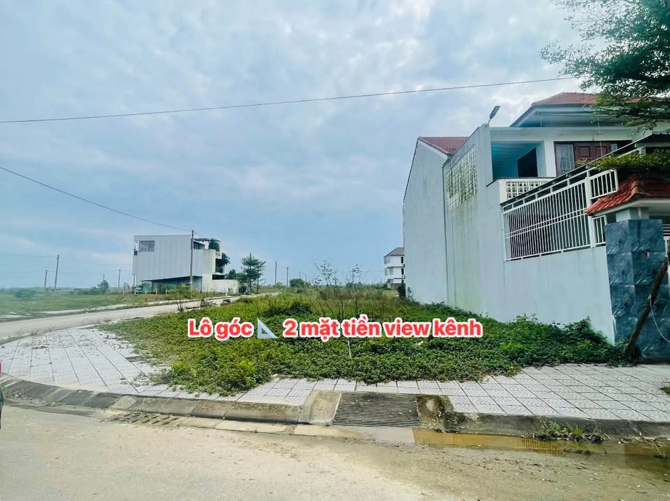 Đất lô góc 2 mặt tiền Thủy Dương 252m² giá 6.35 tỷ - Cơ hội đầu tư tuyệt vời!