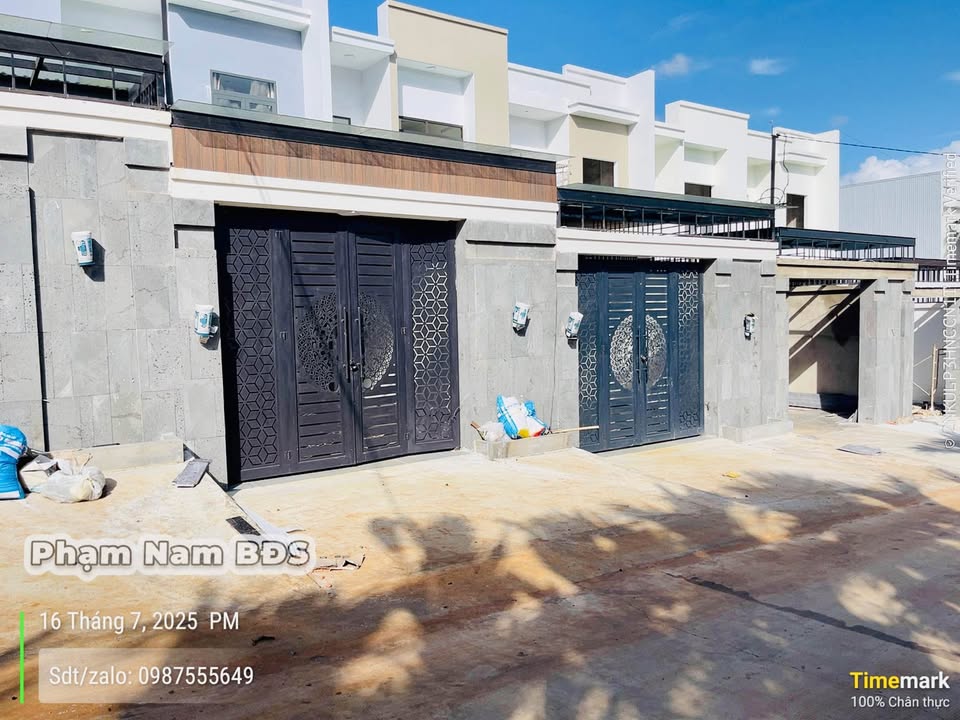 Nhà 2 tầng Nguyễn Chí Thanh 150m² giá 2.65 tỷ - Sẵn sàng vào ở ngay!