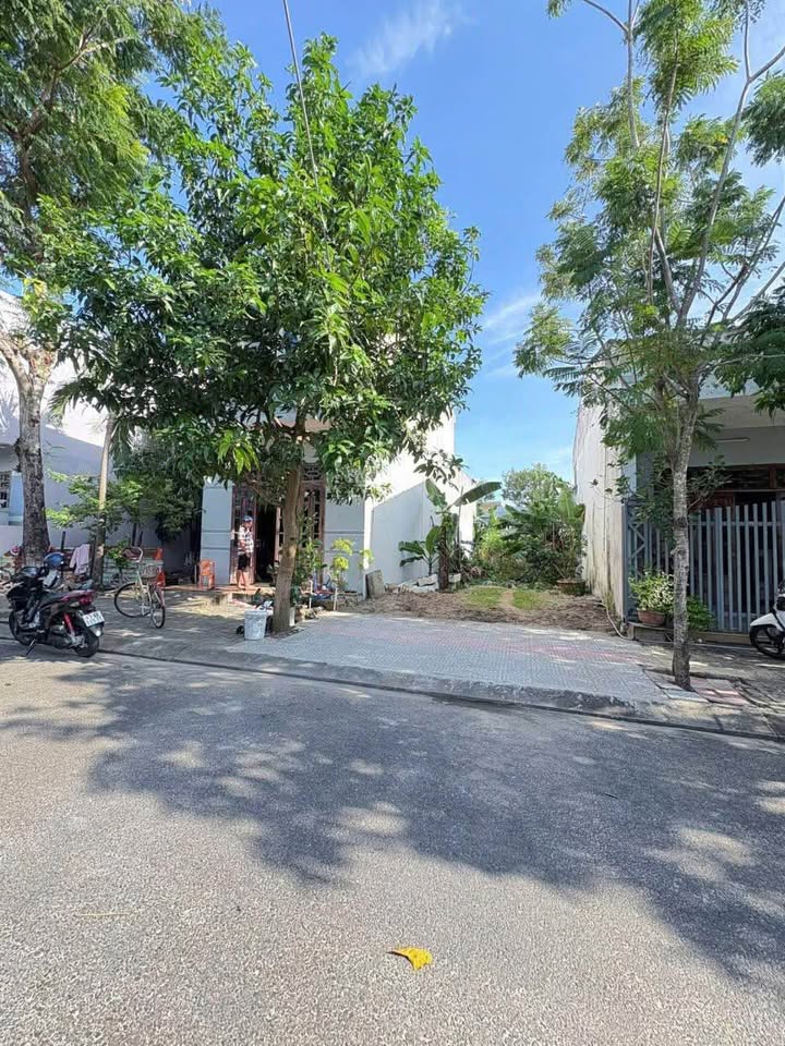 Đất nền đường Hoàng Thiều Hoa, Đà Nẵng 85m² giá 4.4 tỷ - Sổ đỏ chính chủ ngay sát biển!