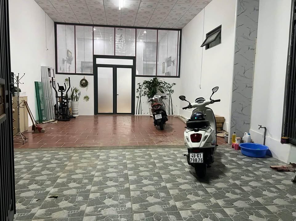 Nhà liền kề Bảo Lộc 276m² giá 5.9 tỷ - Dân cư an ninh, thuận tiện