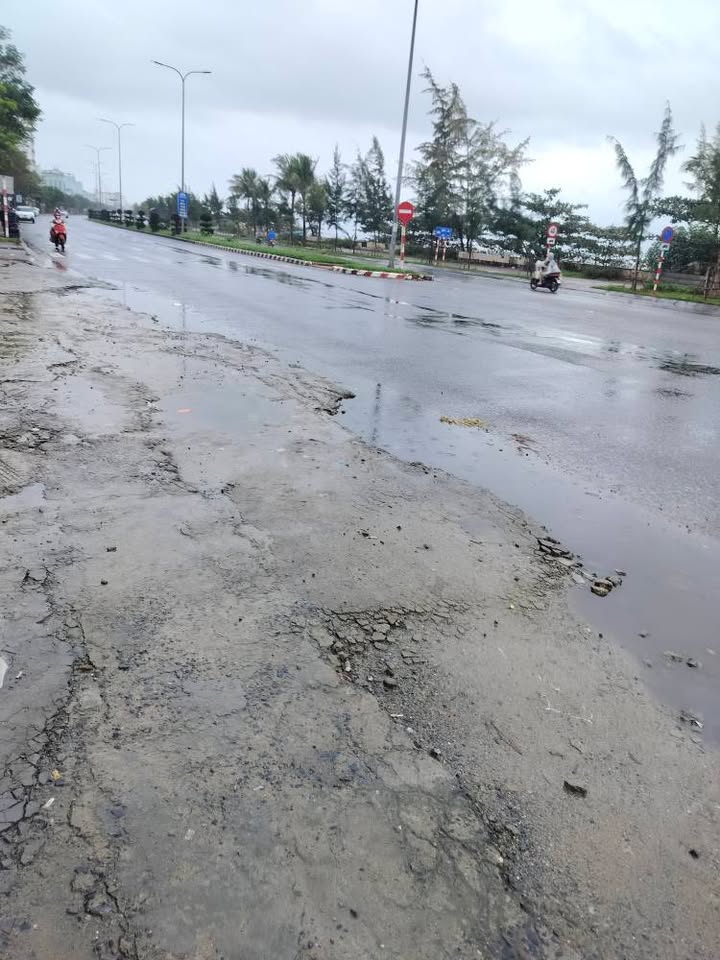 Bán nhà cấp 4 Kiệt 814 Trần Cao Vân 138m² giá 3,85 tỷ - Gần biển và tiện ích đầy đủ!