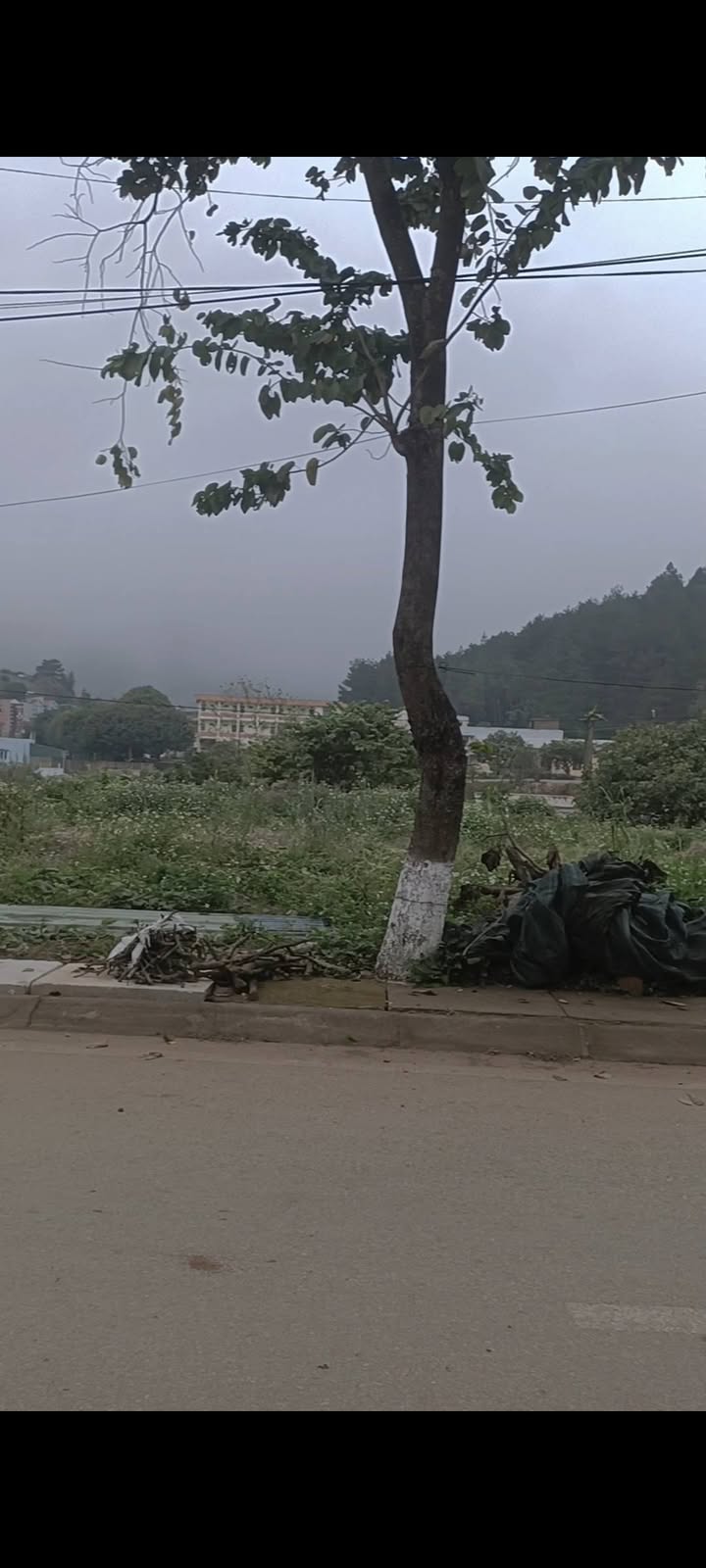 Đất nền tại Mộc Châu 138m² giá 5 tỷ - Sổ đỏ chính chủ, nở hậu 7.2m