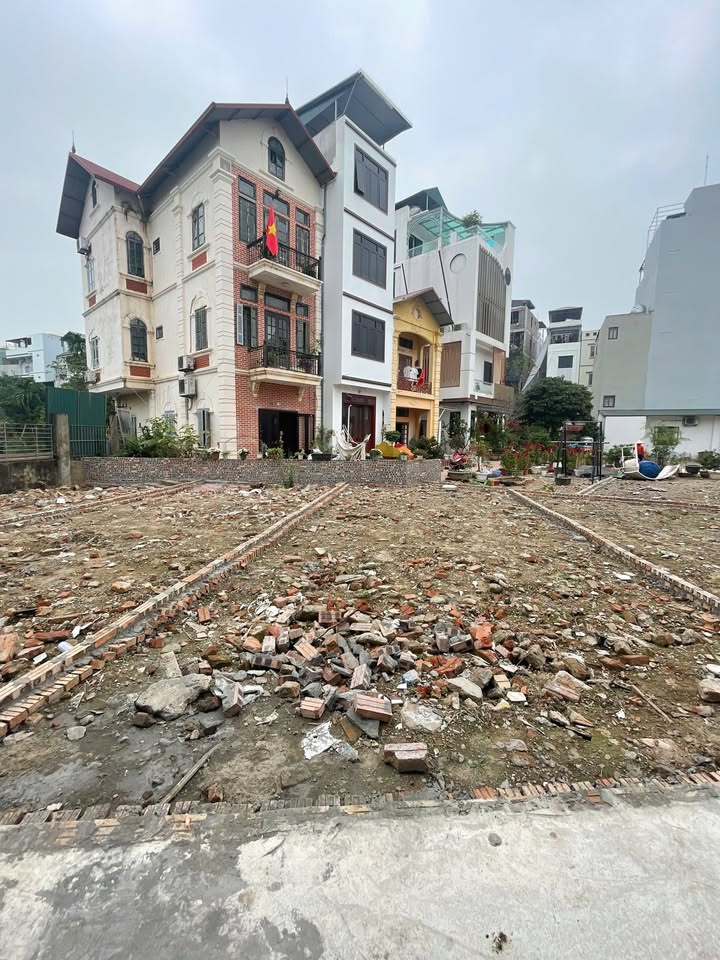 Đất Ngọc Thụy 52m² giá 8.925 tỷ - Cơ hội vàng cho nhà đầu tư!