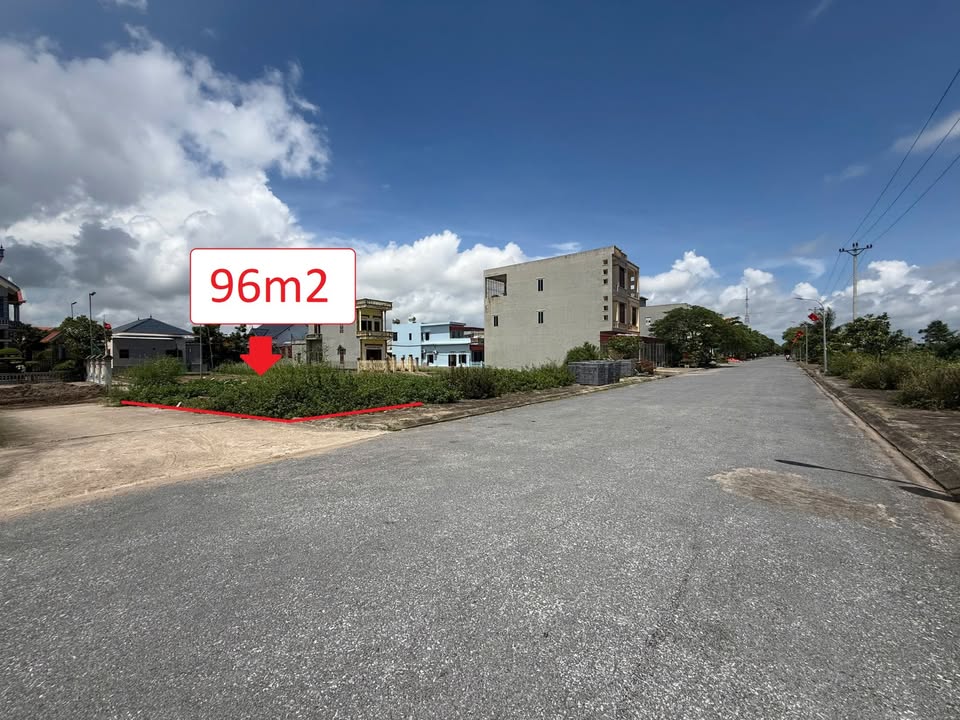 Đất đầu tư tại Bạch Long, Giao Thủy, 96m² giá 1.3 tỷ - Sổ đỏ chính chủ, bán gấp!