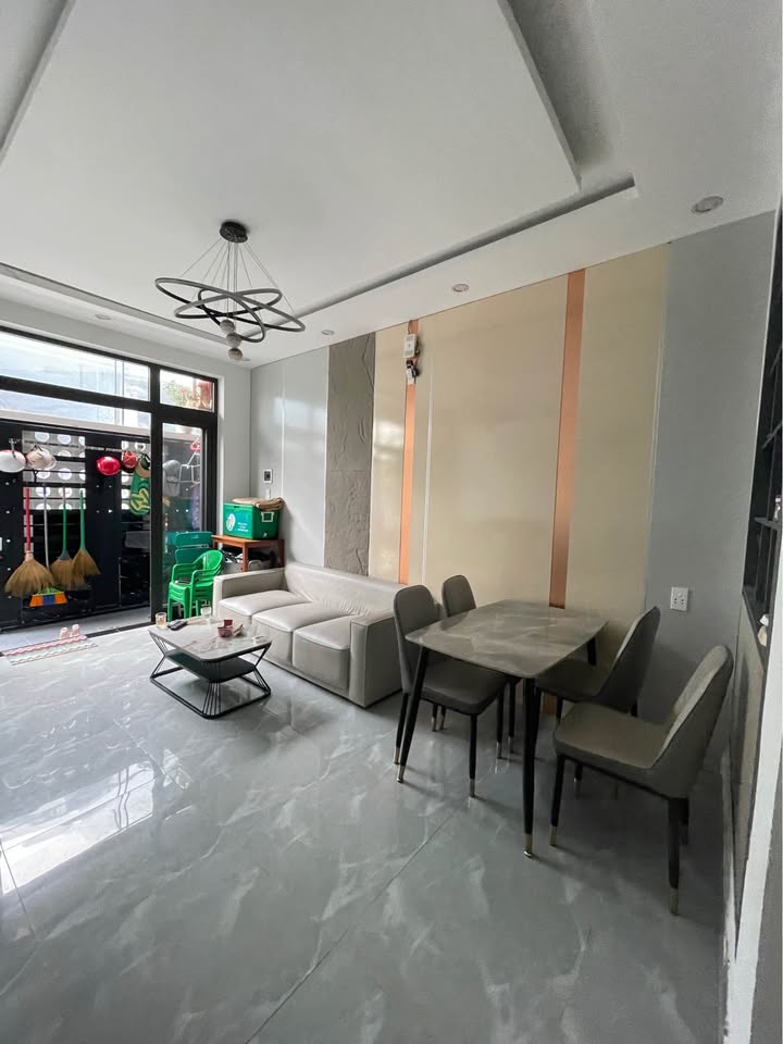 Nhà 2 tầng kiệt 2.5m Thái Thị Bôi, Thanh Khê 52m² - Nội thất đầy đủ, giá thỏa thuận!