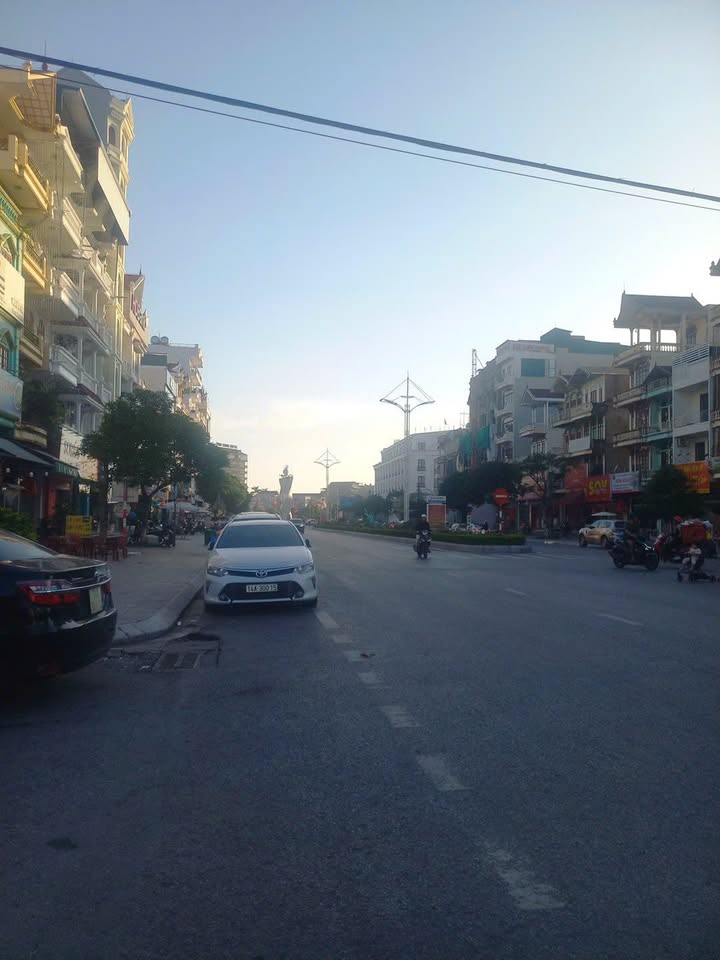 Nhà cấp 4 khu phố 3, phường Trần Phú, 96m² giá 3 tỷ - Gần chợ, trường học!