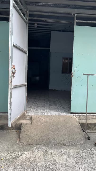 Nhà nguyên căn cho thuê tại Thủ Đức 90m² - Giá chỉ 2.5 triệu/tháng!