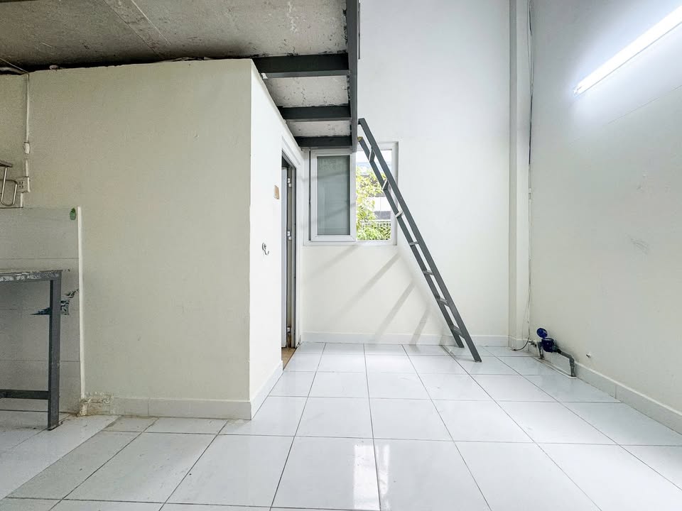 Phòng trọ cho thuê tại Lê Văn Việt, Thủ Đức - Giá chỉ 3.2 triệu/tháng!