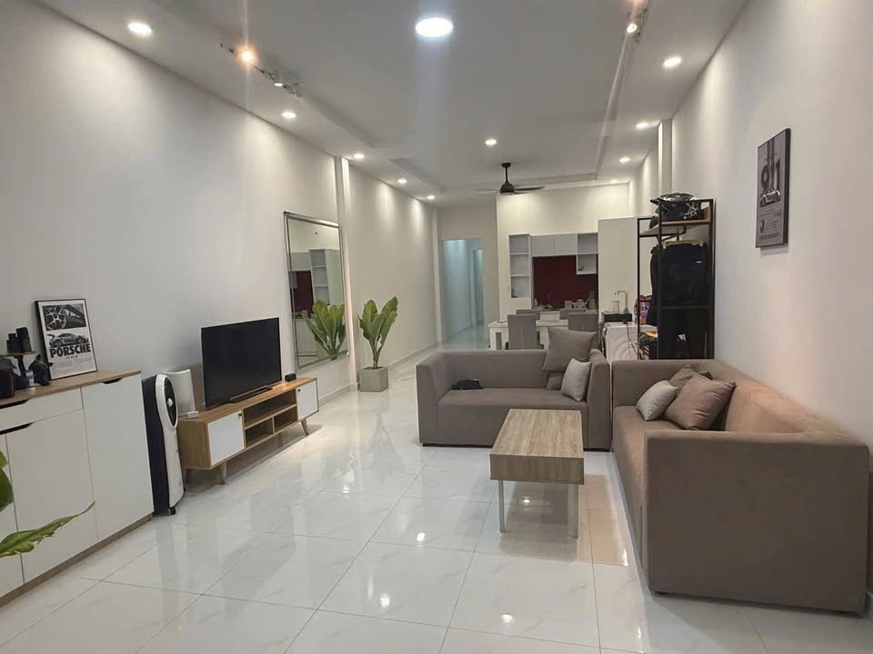 Nhà đẹp Long Thuận 112m² giá 5.15 tỷ - Sẵn sàng vào ở ngay!