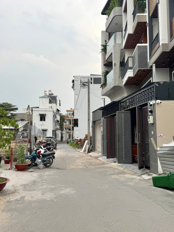 Nhà Gò Vấp 80m² 2 Tầng 3PN giá nhỉnh 5 tỷ - Diện tích lớn, tiện nghi đầy đủ!