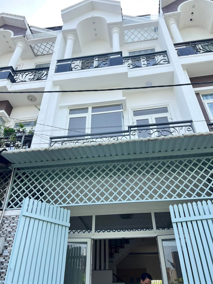 Nhà đẹp Thạnh Xuân Q12 64.4m² giá 5.5 tỷ - Sẵn sàng vào ở đón Tết!