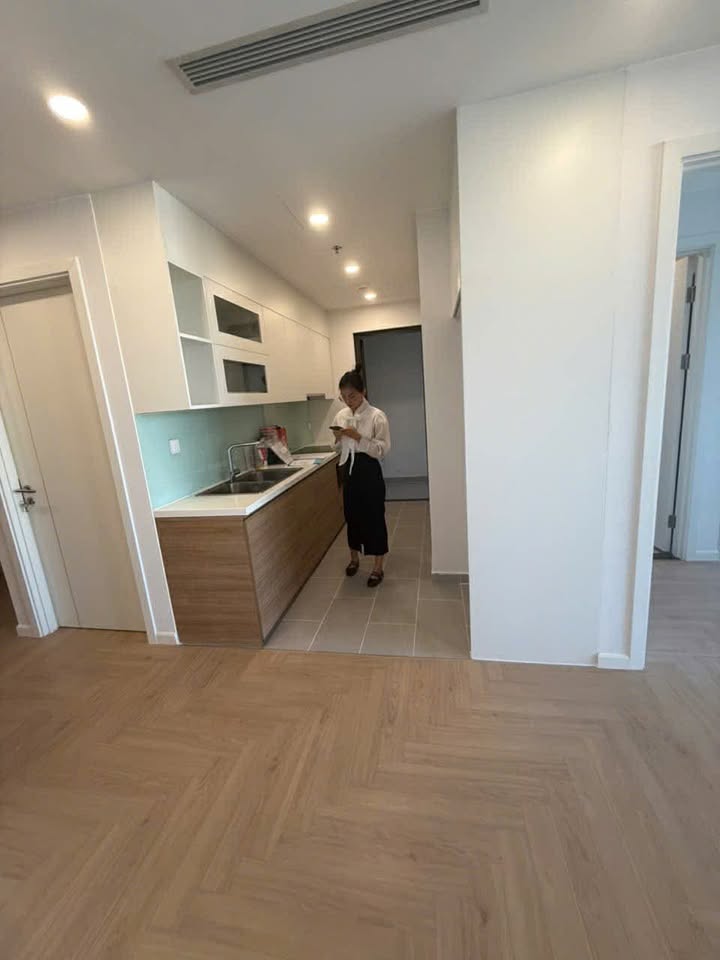 Căn hộ 2 phòng ngủ Láng Hạ 70m² cho thuê - Vị trí trung tâm tiện lợi!