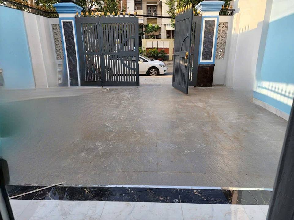 Nhà mặt tiền đường Võ Văn Môn, phường Long An, 192m² giá 4.5 tỷ - Kinh doanh lý tưởng!