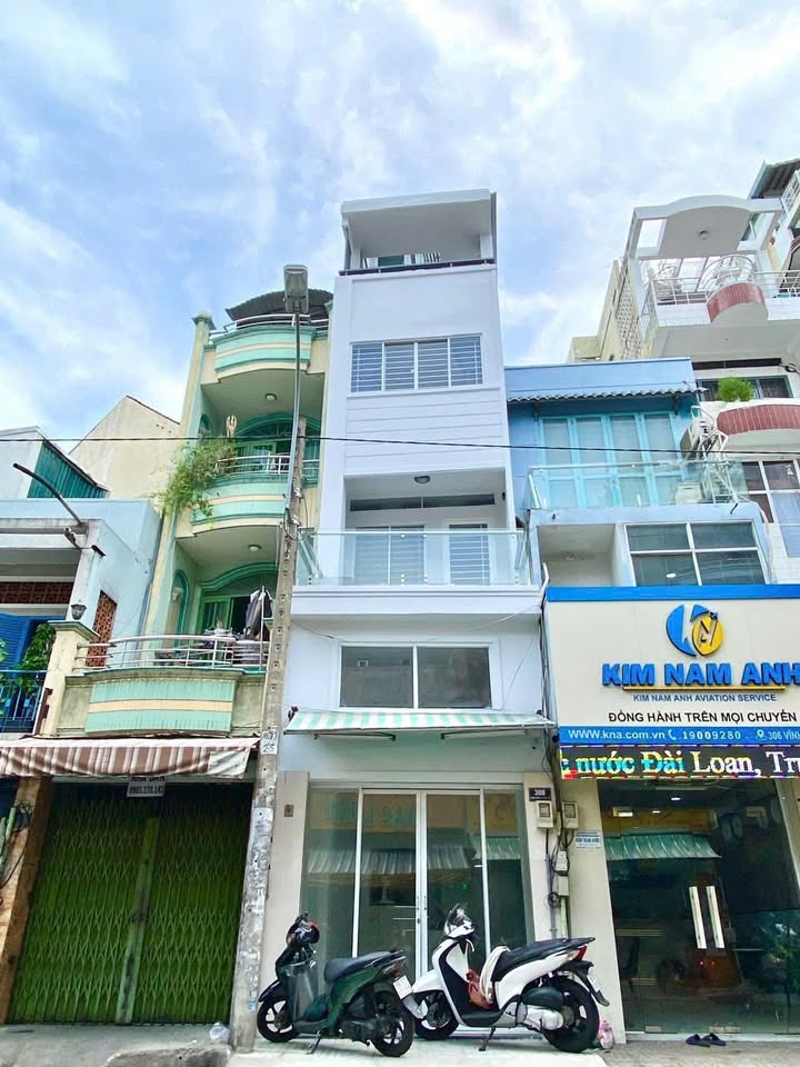 Nhà mặt tiền Vĩnh Viễn Q10 28.8m² giá chỉ 9.8 tỷ - Cơ hội đầu tư hấp dẫn!