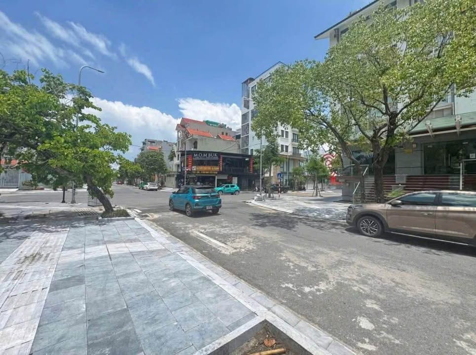 Đất nền Hạ Long 90m² giá 11.5 tỷ - Vị trí đắc địa gần BigC