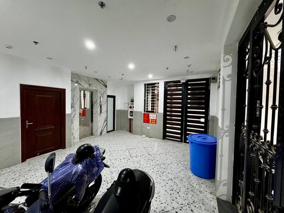 Căn hộ CCMN Hoàng Hoa Thám 49m² giá 12.5 tỷ - Lô góc thoáng đãng, sẵn sàng ở!