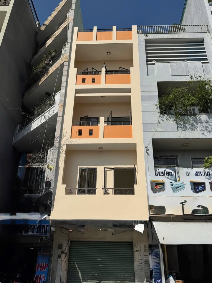 Nhà mặt tiền kinh doanh Lũy Bán Bích, Tân Phú 98m² - Giá thuê chỉ 21 triệu/tháng!