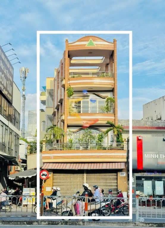 Cho thuê mặt tiền Xô Viết Nghệ Tĩnh, Bình Thạnh 225m² - Vị trí đắc địa, thương hiệu mạnh!