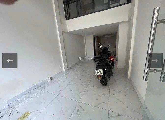 Nhà phố mặt tiền đường Nguyễn Thiện Thuật, quận 3 - Diện tích 36m², giá 26 triệu/tháng
