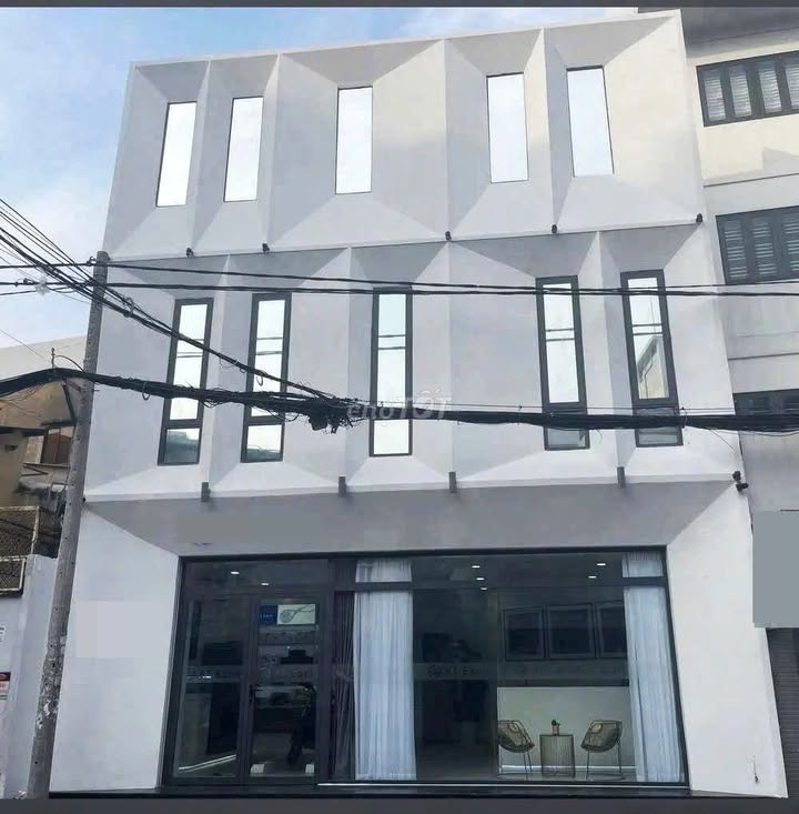 Nhà Mặt Tiền Hồ Bá Kiện 72m² giá 45 triệu - Phù hợp văn phòng ngay trung tâm