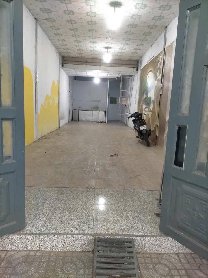 Nhà mặt bằng cho thuê đường Phạm Hữu Lầu, 64m² chỉ 5 triệu/tháng - Phù hợp ở và kinh doanh!