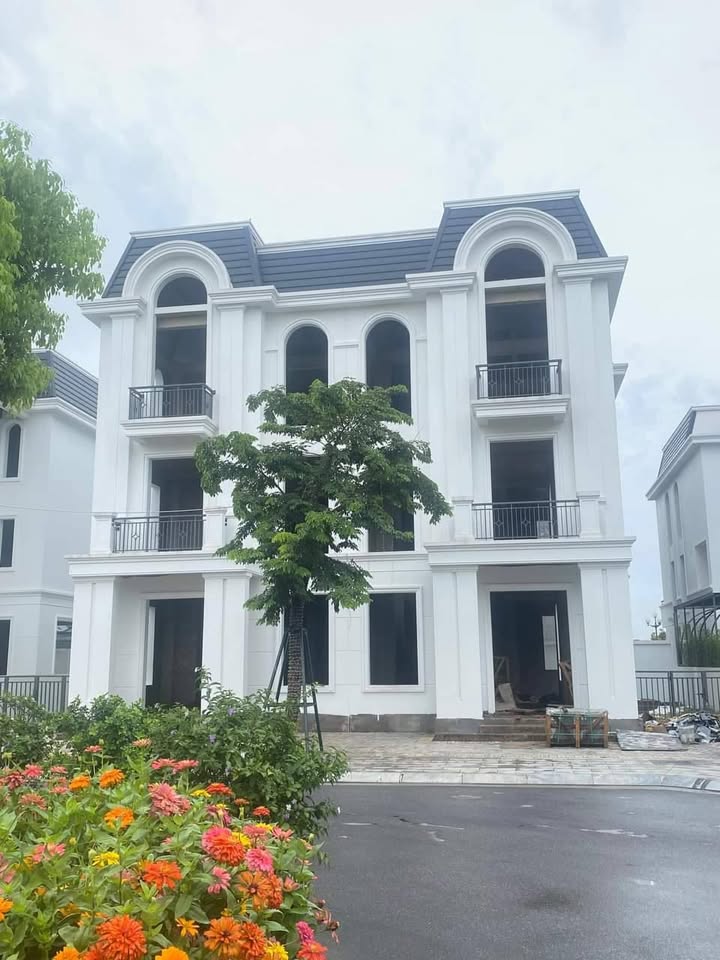 Biệt thự BT4-05 Crown Villa Thái Nguyên 180m² giá 13 tỷ - Chính chủ cần bán gấp!