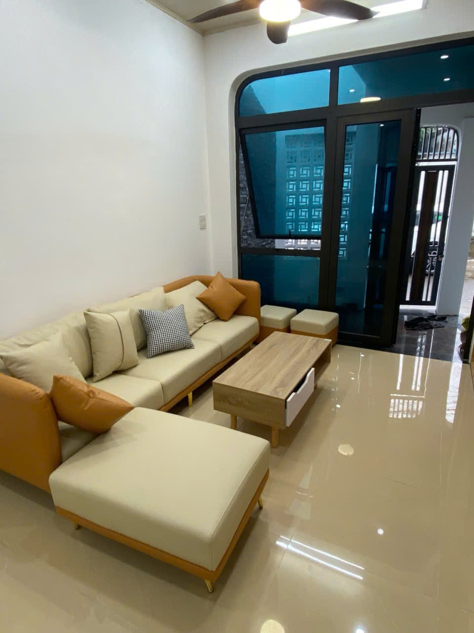 Bán Nhà Hưng Dũng