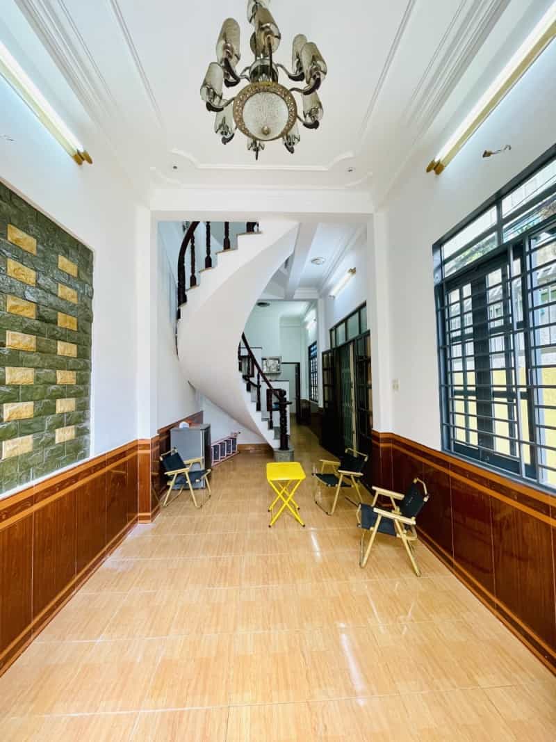 Nhà riêng Phú Thạnh 82m² giá 7.68 tỷ - Hẻm xe hơi 5m, tiện lợi kinh doanh!