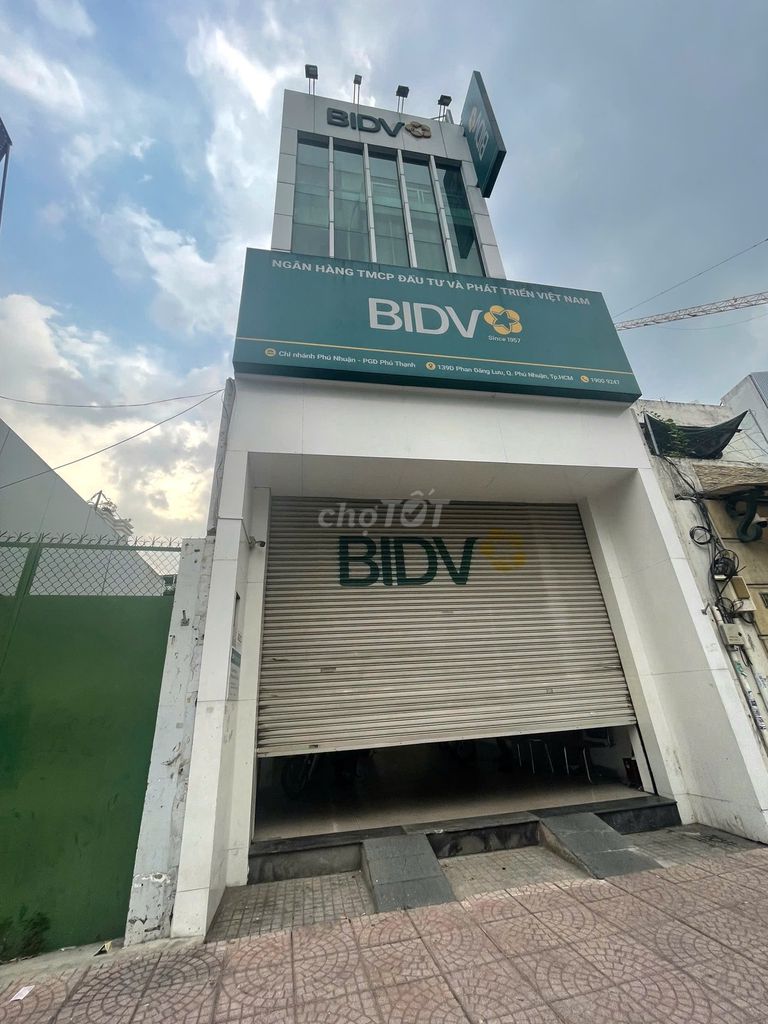 Nhà Mặt Tiền Phan Đăng Lưu Quận Phú Nhuận 600m² giá 110 triệu - Phù hợp Kinh doanh đa ngành nghề!