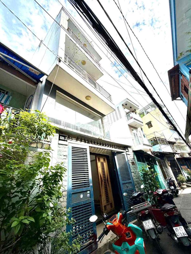 Nhà Bình Đông P.13 Quận 8 diện tích 79.8m² giá 8.5 tỷ - Chính chủ bán gấp!