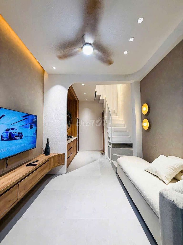 Nhà 3 tầng Xô Viết Nghệ Tĩnh P25 Bình Thạnh 16m² giá 3.5 tỷ - Giảm giá cực sốc cho tết!