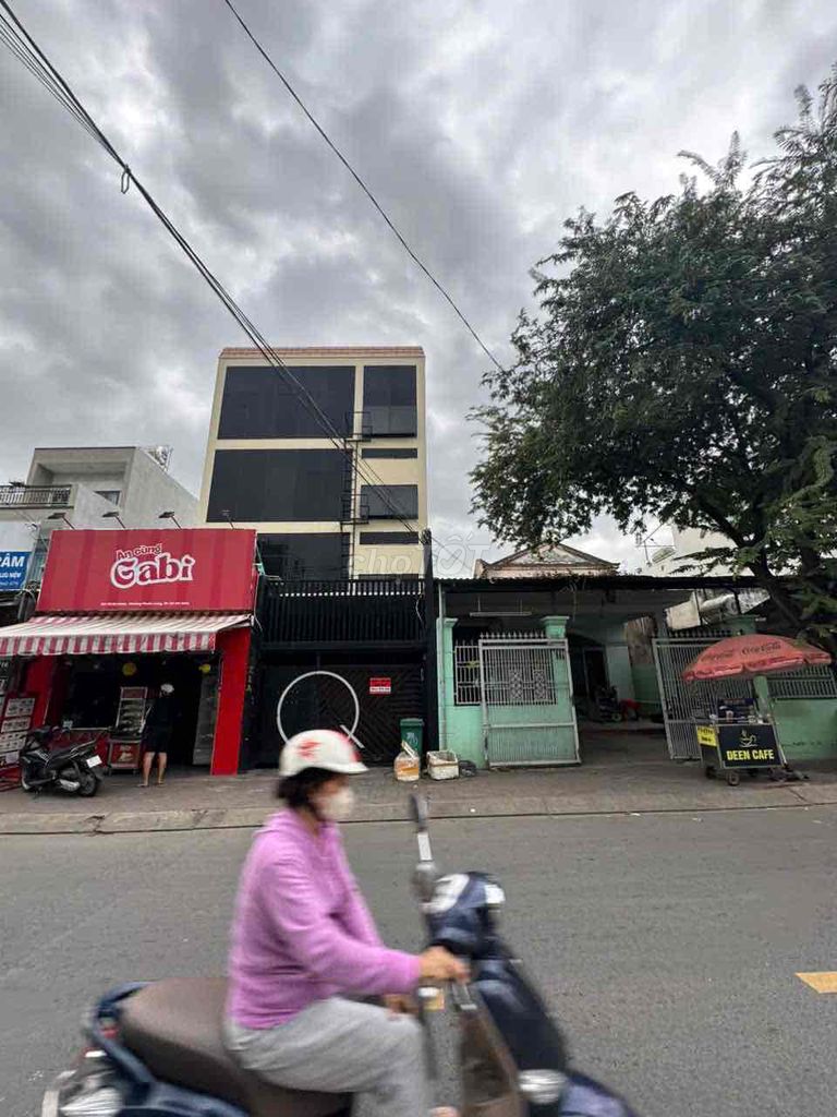 Nhà mặt tiền Hồ Bá Phấn, Thủ Đức 211.7m² giá chỉ 23 tỷ - Vị trí đắc địa gần Metro!