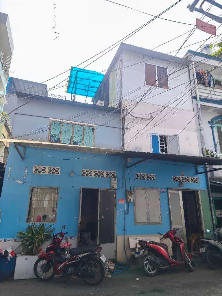 Nhà riêng Tân Phú 44m² giá 3.5 tỷ - Kết cấu 2 căn độc đáo, xem nhà miễn phí!