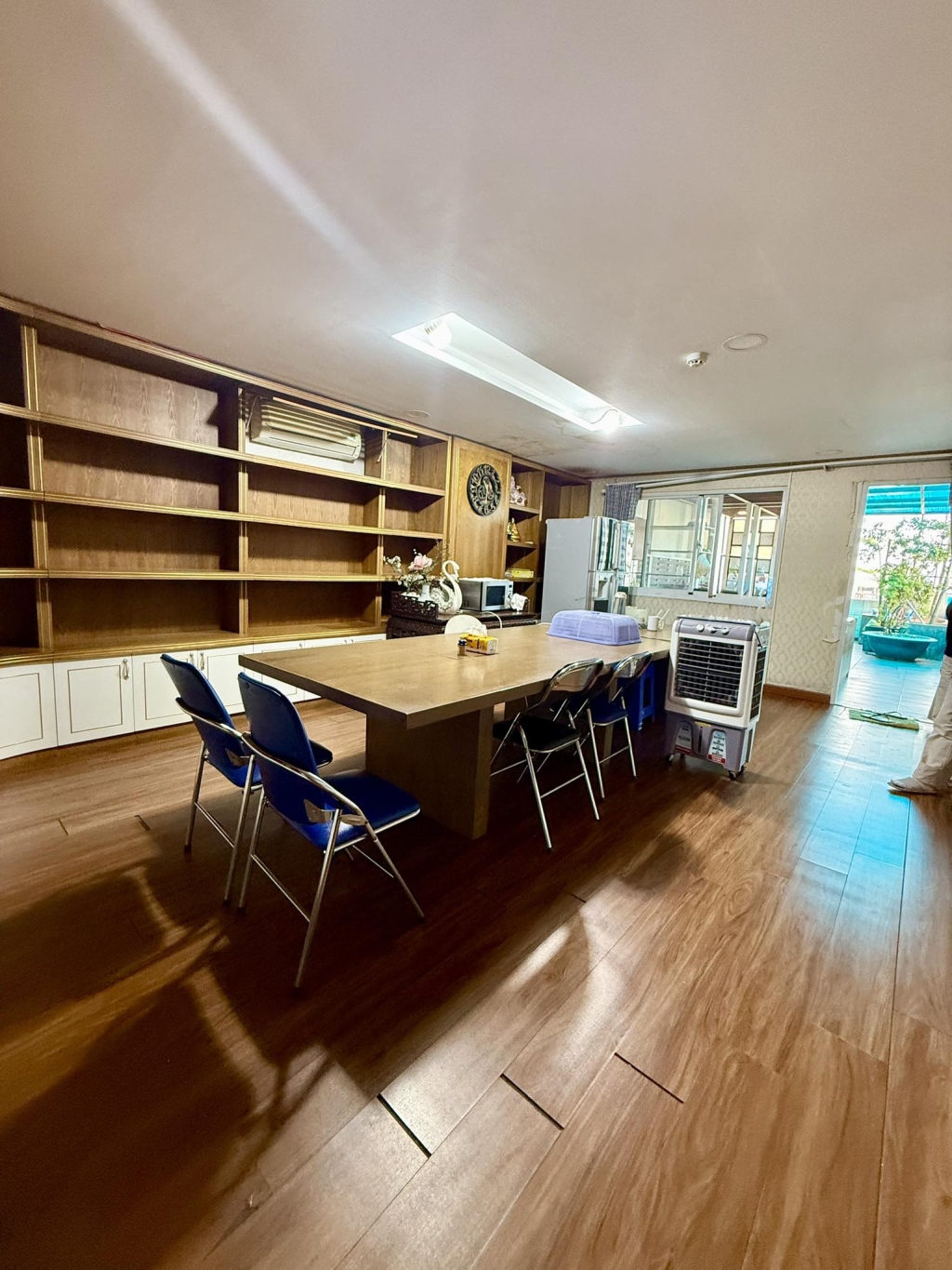 Toà nhà văn phòng hạng sang Cộng Hòa 181m² - 9 tầng, giá trị đầu tư vượt trội!