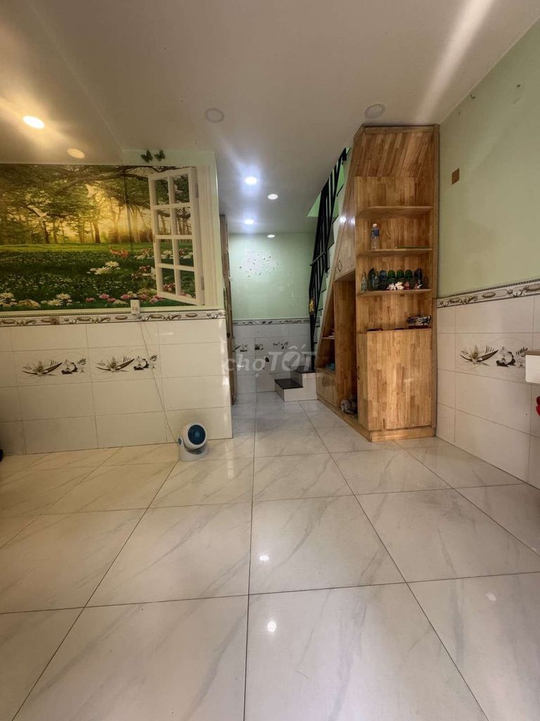 Nhà phố Tân Hóa 25m² giá 2.85 tỷ - Kinh doanh thuận lợi, hẻm ô tô thông!