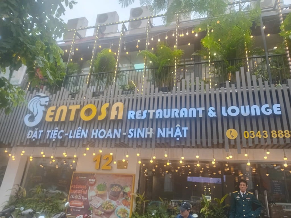 Cửa hàng cho thuê mặt tiền đường Huỳnh Thúc Kháng 650m² - Kinh doanh sầm uất!