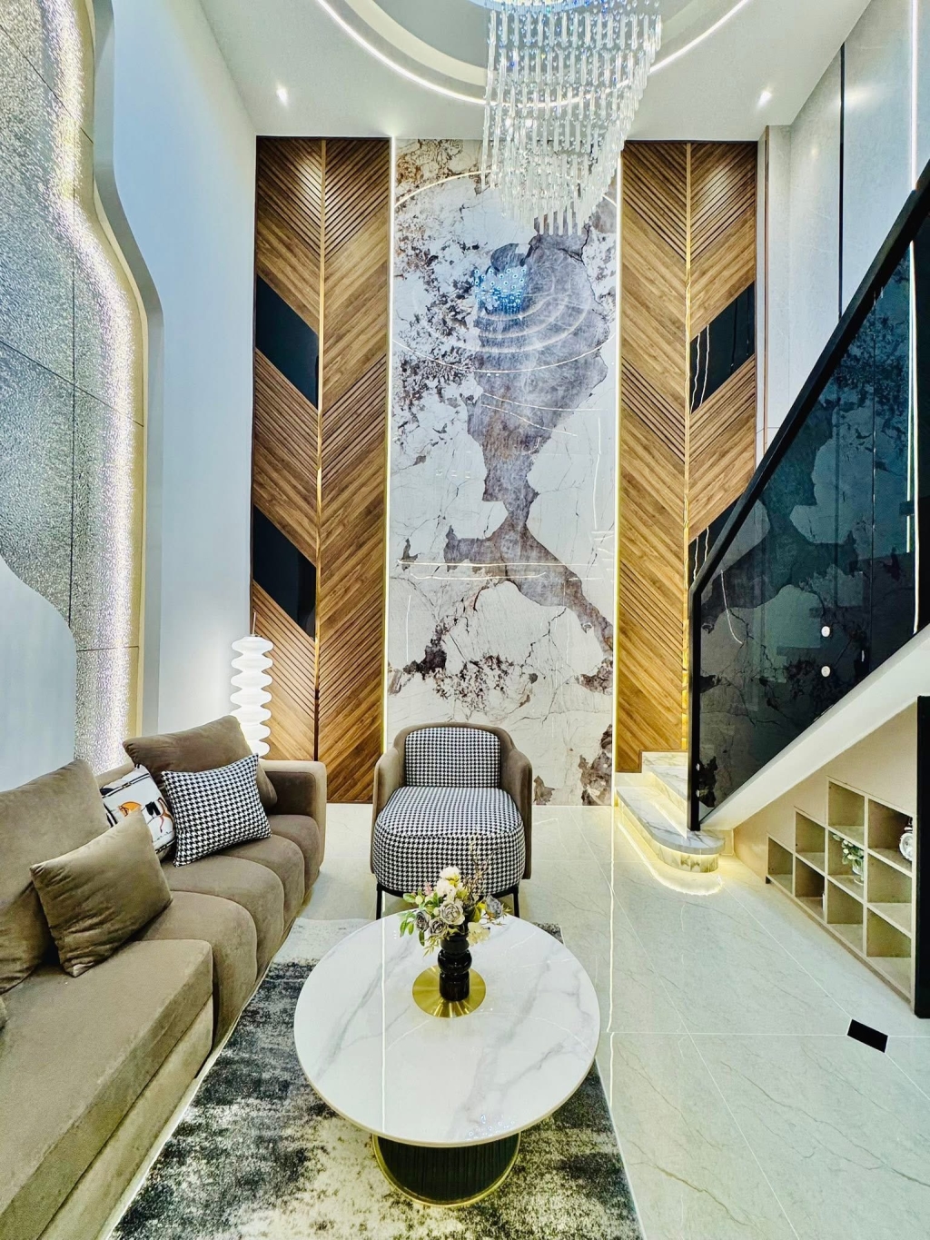 Nhà phố mặt tiền Lê Văn Khương, Đông Thạnh, Hóc Môn 160m² giá 12 tỷ - Sổ hồng chính chủ!