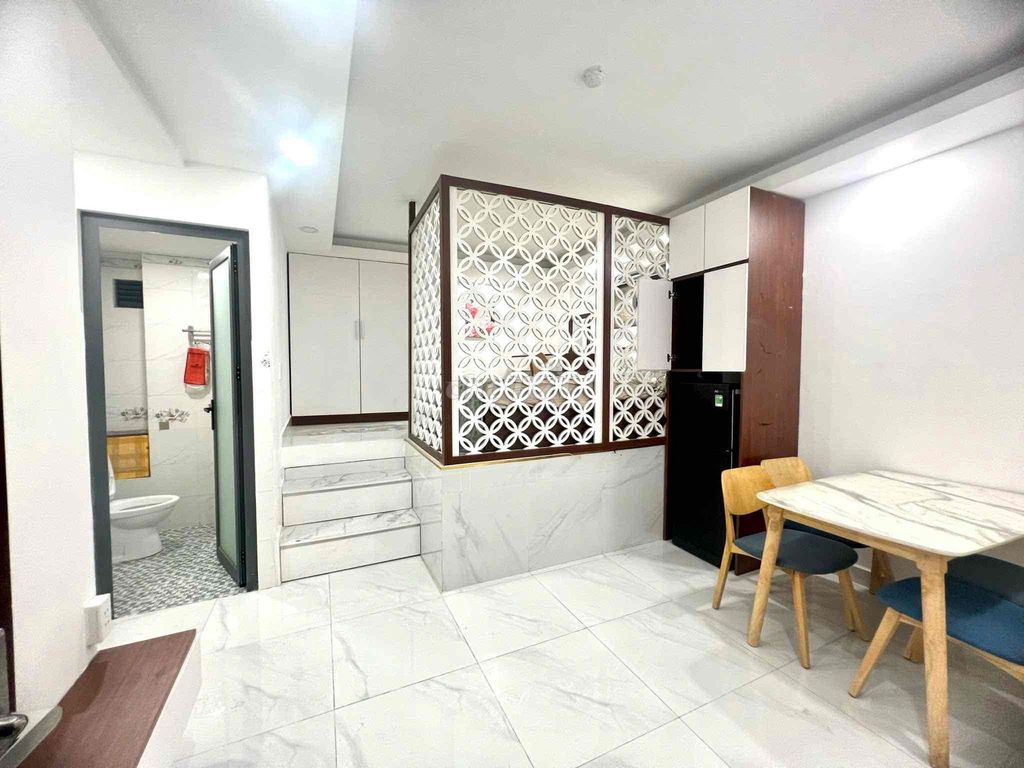 Căn hộ Trần Hưng Đạo Quận 5 28m² giá 5.3 triệu - Full nội thất, view đẹp