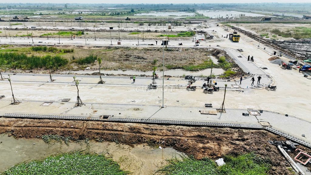 Đất nền Vinhomes Ocean Park 3 Nghĩa Trụ 180m² giá 4,5 tỷ - Sổ hồng riêng, xây dựng tự do!