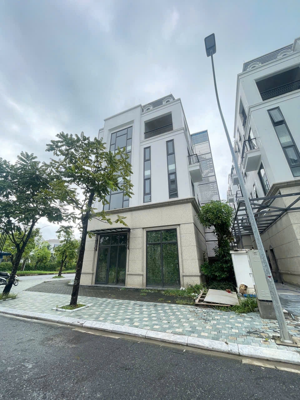 Cho thuê shouse lô góc tại The Diamond Point 120m² giá 50 triệu - Mặt bằng đẹp, khu dân cư cao cấp!