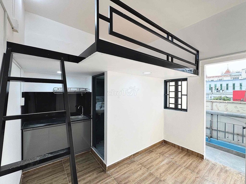 Phòng cho thuê Duplex - Studio ngay ngã tư Hàng Xanh, 20m² chỉ 3.5 triệu