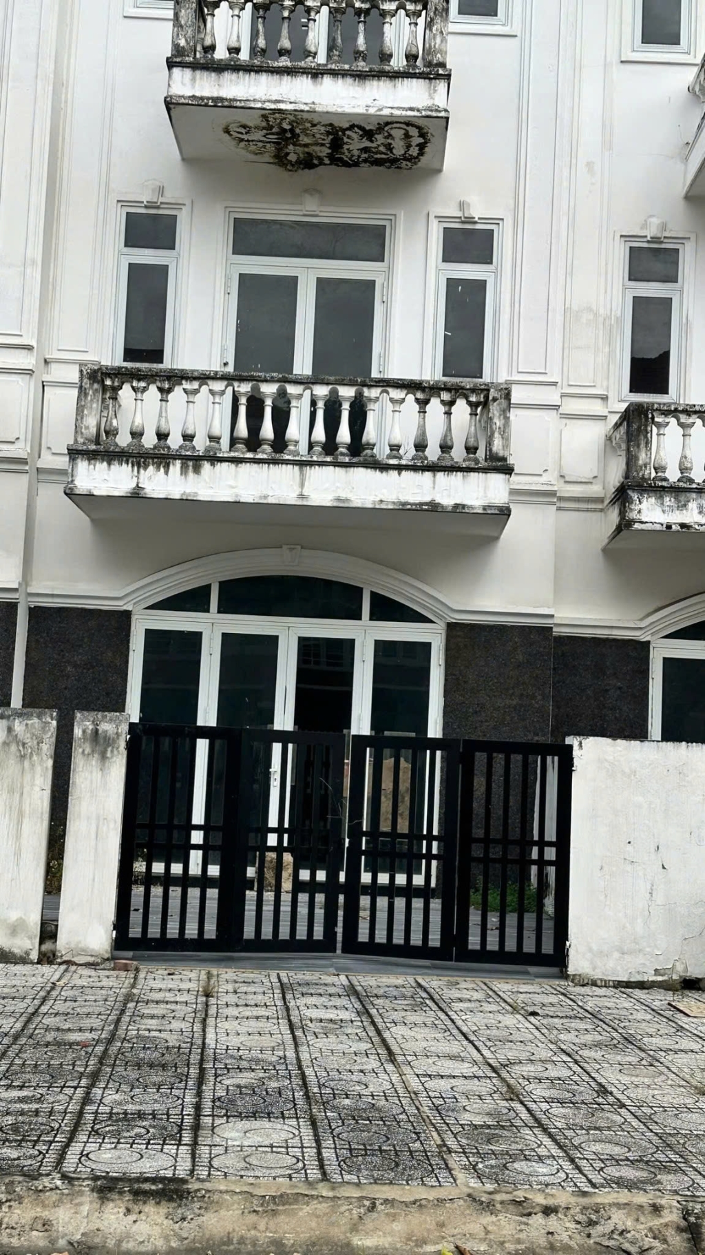 Nhà liền kề Chánh Mỹ, Thủ Dầu Một 105m² giá 5.5 tỷ - Sổ hồng chính chủ, view sông Sài Gòn!