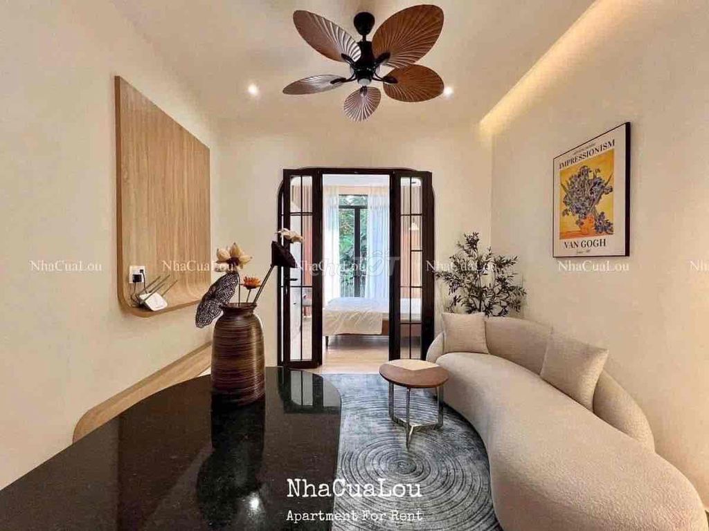 Căn hộ Quận 1 42m² giá 11 triệu - Full nội thất cao cấp, gần công viên!